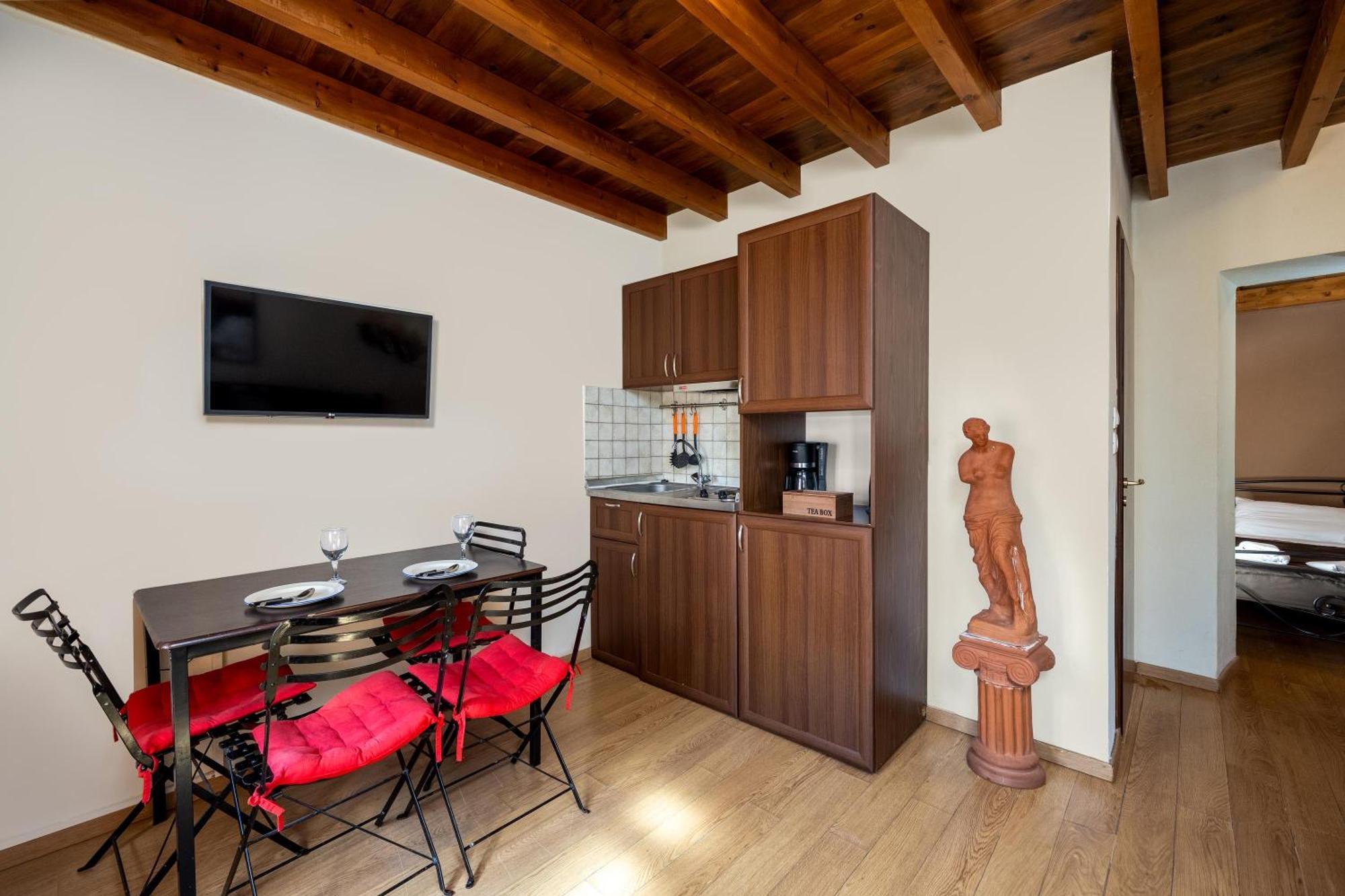 3 Charites Old Town Apartment Rhodes City Exterior photo