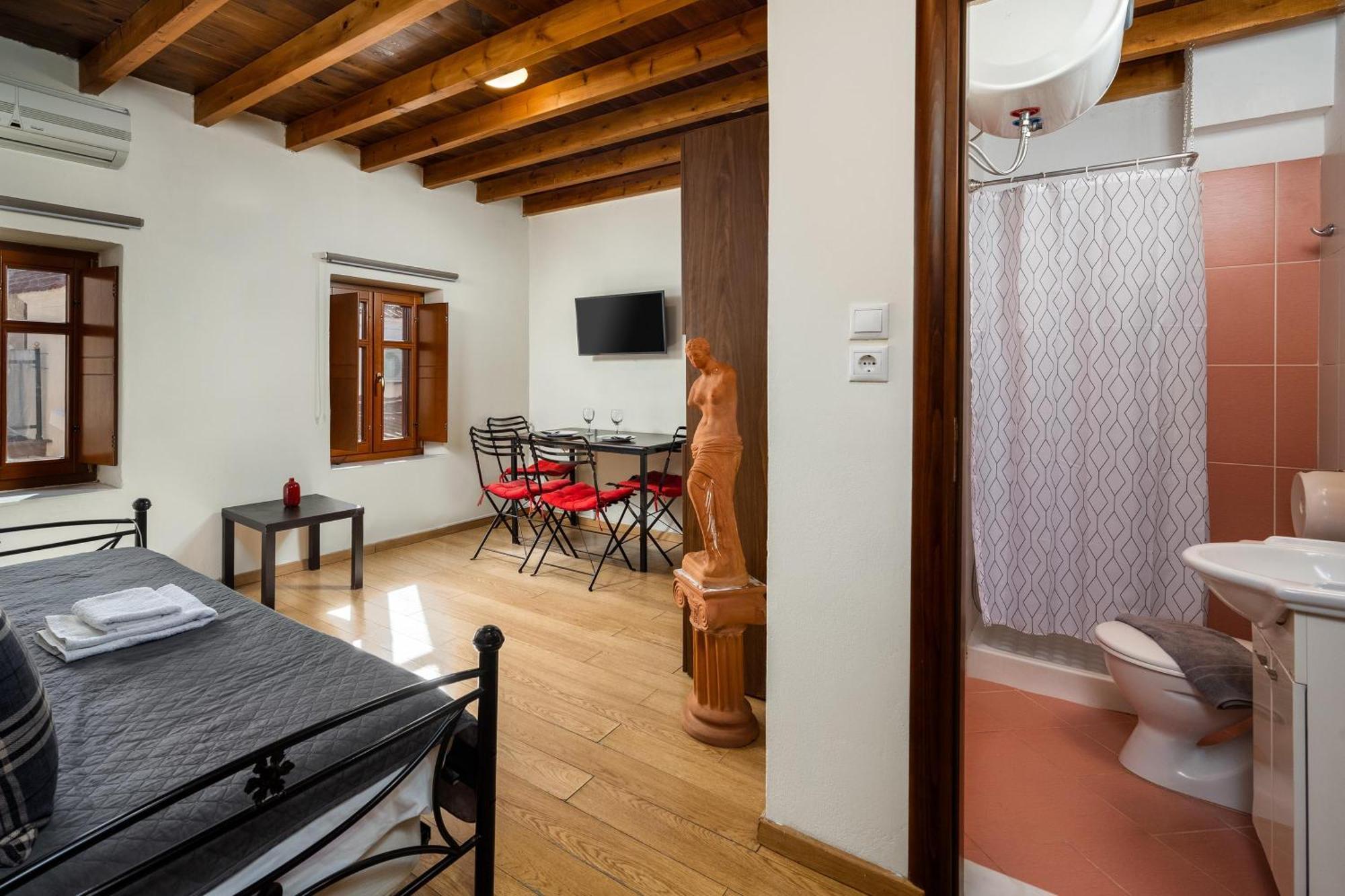 3 Charites Old Town Apartment Rhodes City Exterior photo